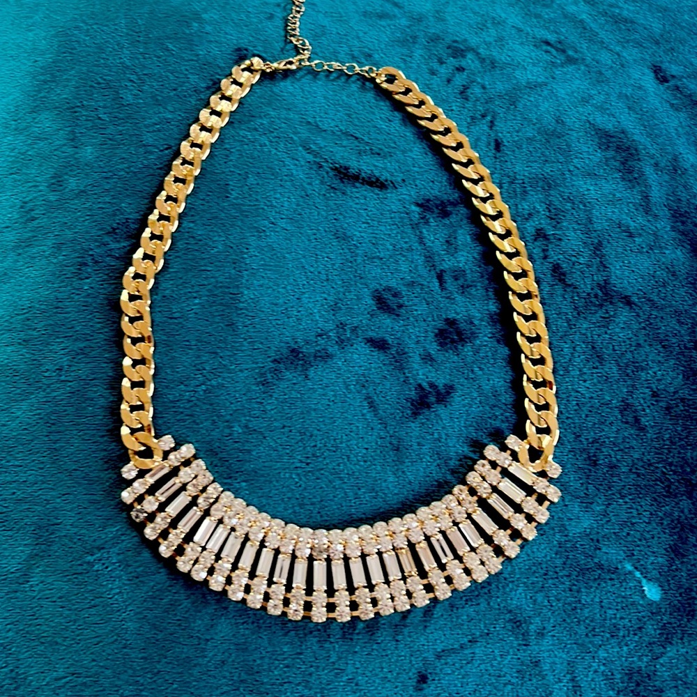 🎉💥SALE Statement Necklace 😁